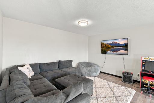 4139 Eaton Circle NE, Monticello, MN 55362