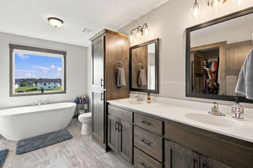 4139 Eaton Circle NE, Monticello, MN 55362