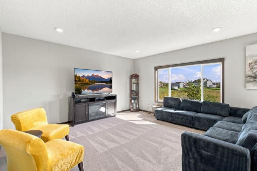 4139 Eaton Circle NE, Monticello, MN 55362