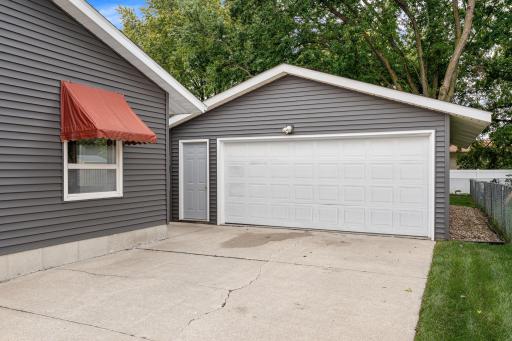 303 15th Avenue SW, Austin, MN 55912