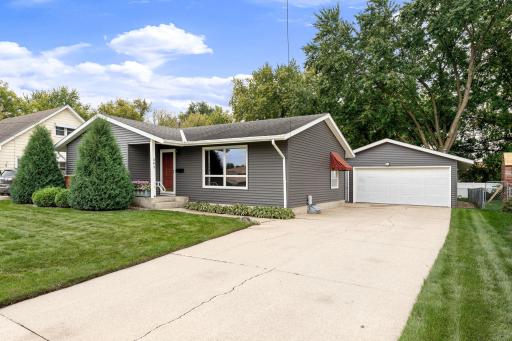 303 15th Avenue SW, Austin, MN 55912