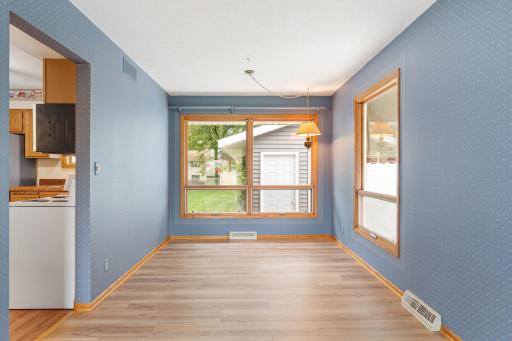 303 15th Avenue SW, Austin, MN 55912