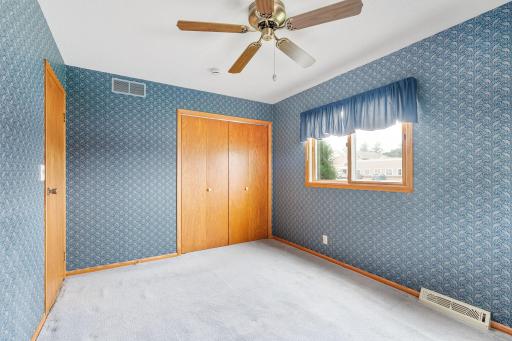 303 15th Avenue SW, Austin, MN 55912