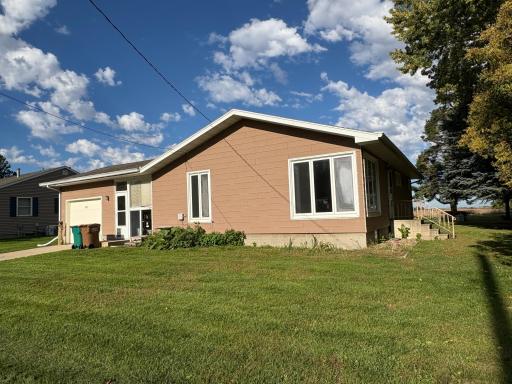 301 Washington Avenue, Alden, MN 56009