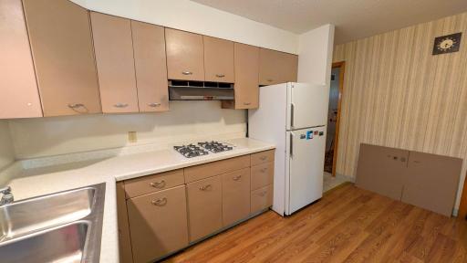 301 Washington Avenue, Alden, MN 56009