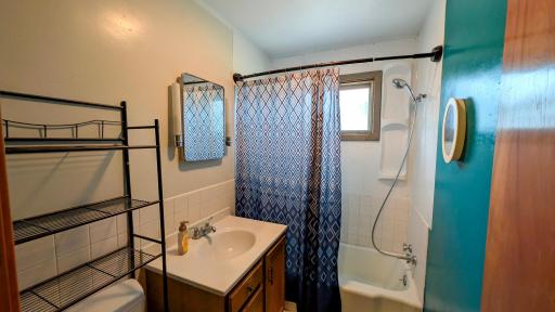 301 Washington Avenue, Alden, MN 56009