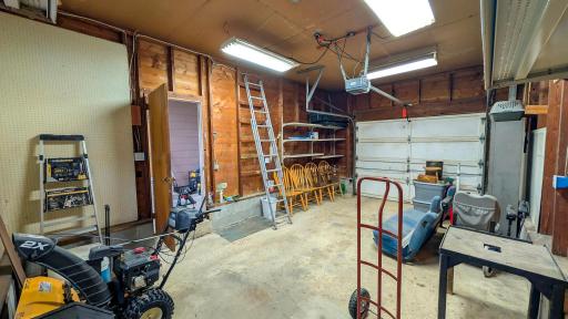 301 Washington Avenue, Alden, MN 56009