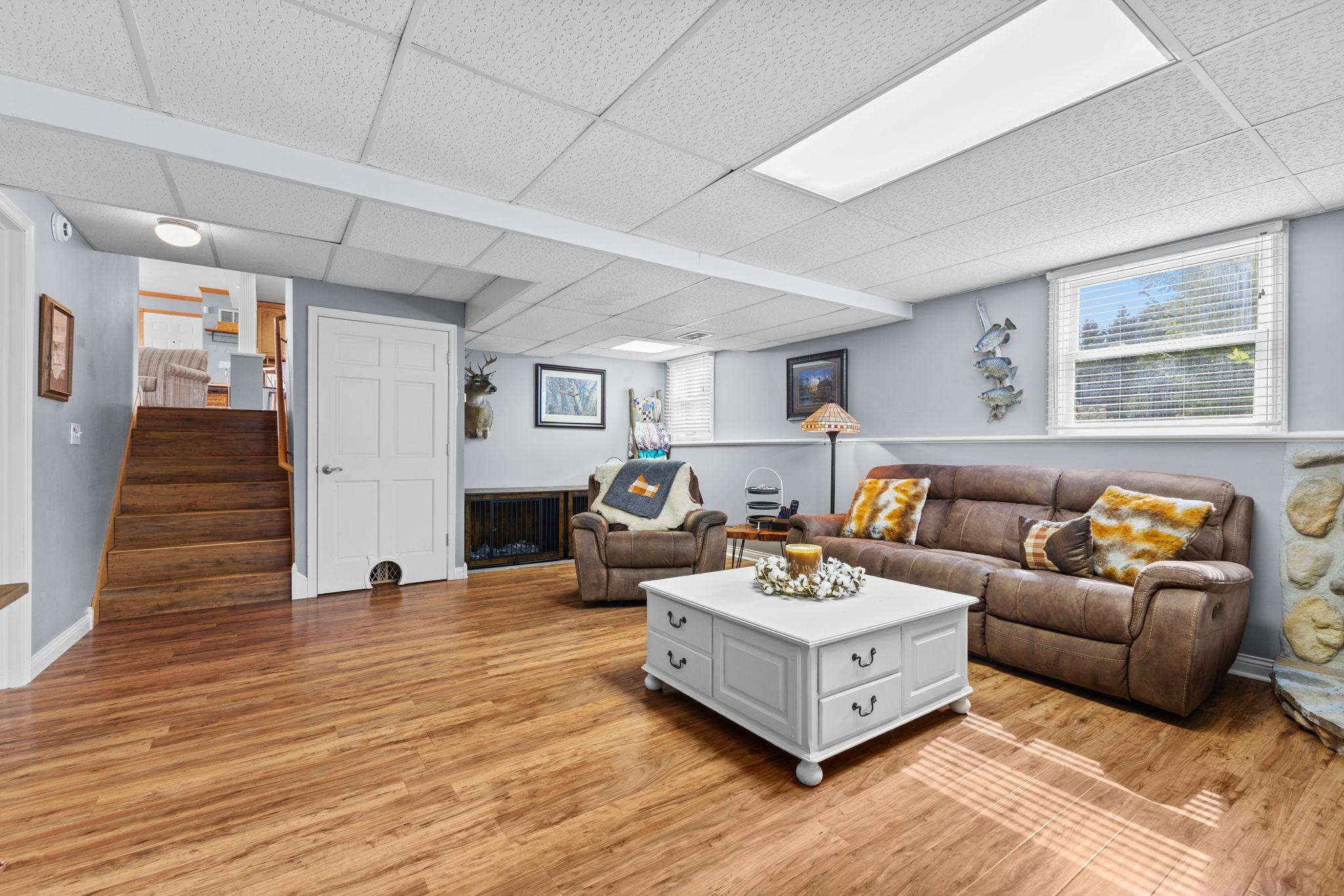 Vivid Spaces_655 Hillside Rd_037.jpg
