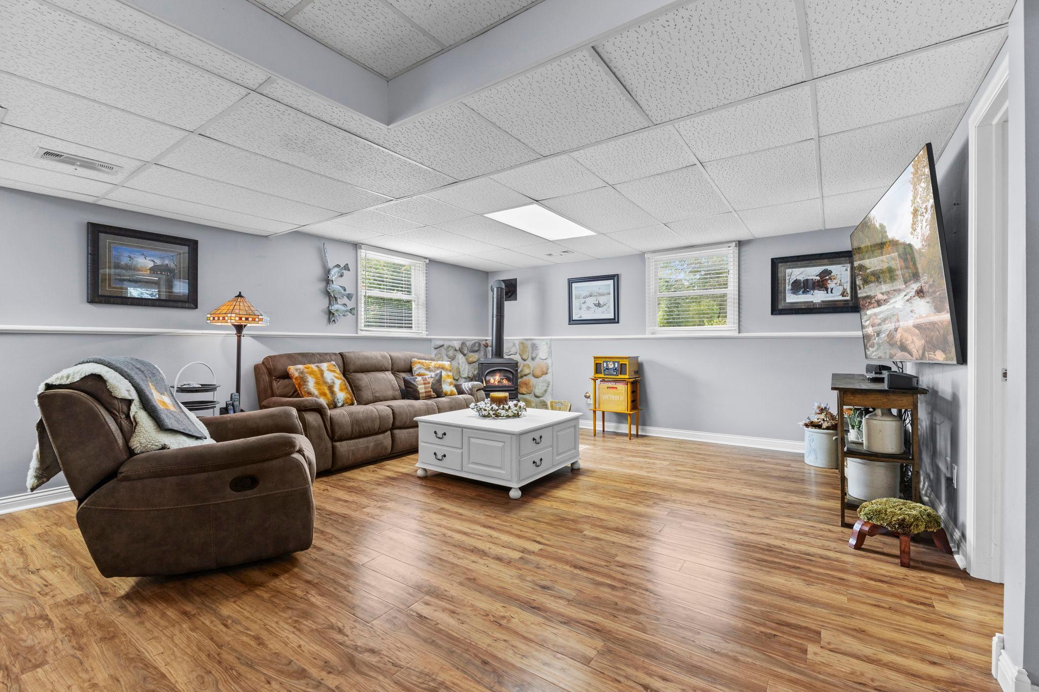Vivid Spaces_655 Hillside Rd_038.jpg