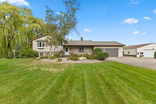 655 Hillside Road SE, New Prague, MN 56071