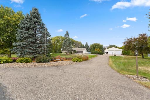655 Hillside Road SE, New Prague, MN 56071