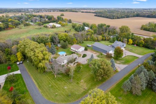 655 Hillside Road SE, New Prague, MN 56071