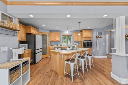 655 Hillside Road SE, New Prague, MN 56071