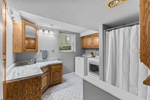 655 Hillside Road SE, New Prague, MN 56071