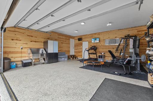 655 Hillside Road SE, New Prague, MN 56071