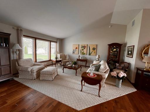 5723 Glenview Lane, Saint Cloud, MN 56303