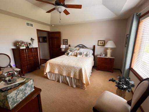 5723 Glenview Lane, Saint Cloud, MN 56303
