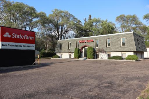 8729 Central Avenue NE, Blaine, MN 55434