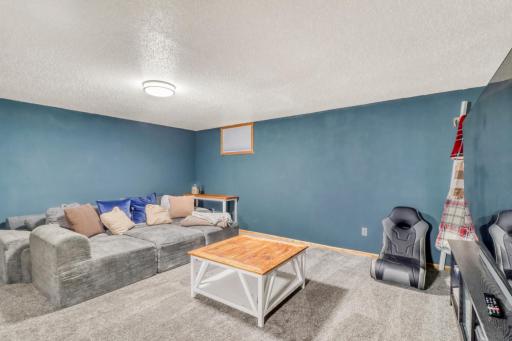 2306 26 1/2 Court S, Fargo, ND 58103