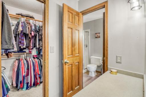2306 26 1/2 Court S, Fargo, ND 58103