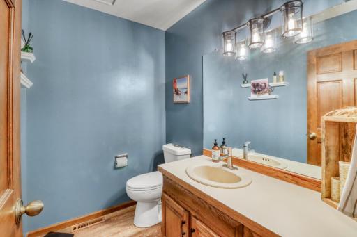 2306 26 1/2 Court S, Fargo, ND 58103