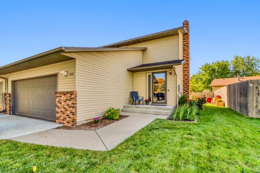 2306 26 1/2 Court S, Fargo, ND 58103