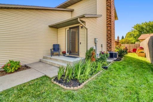 2306 26 1/2 Court S, Fargo, ND 58103
