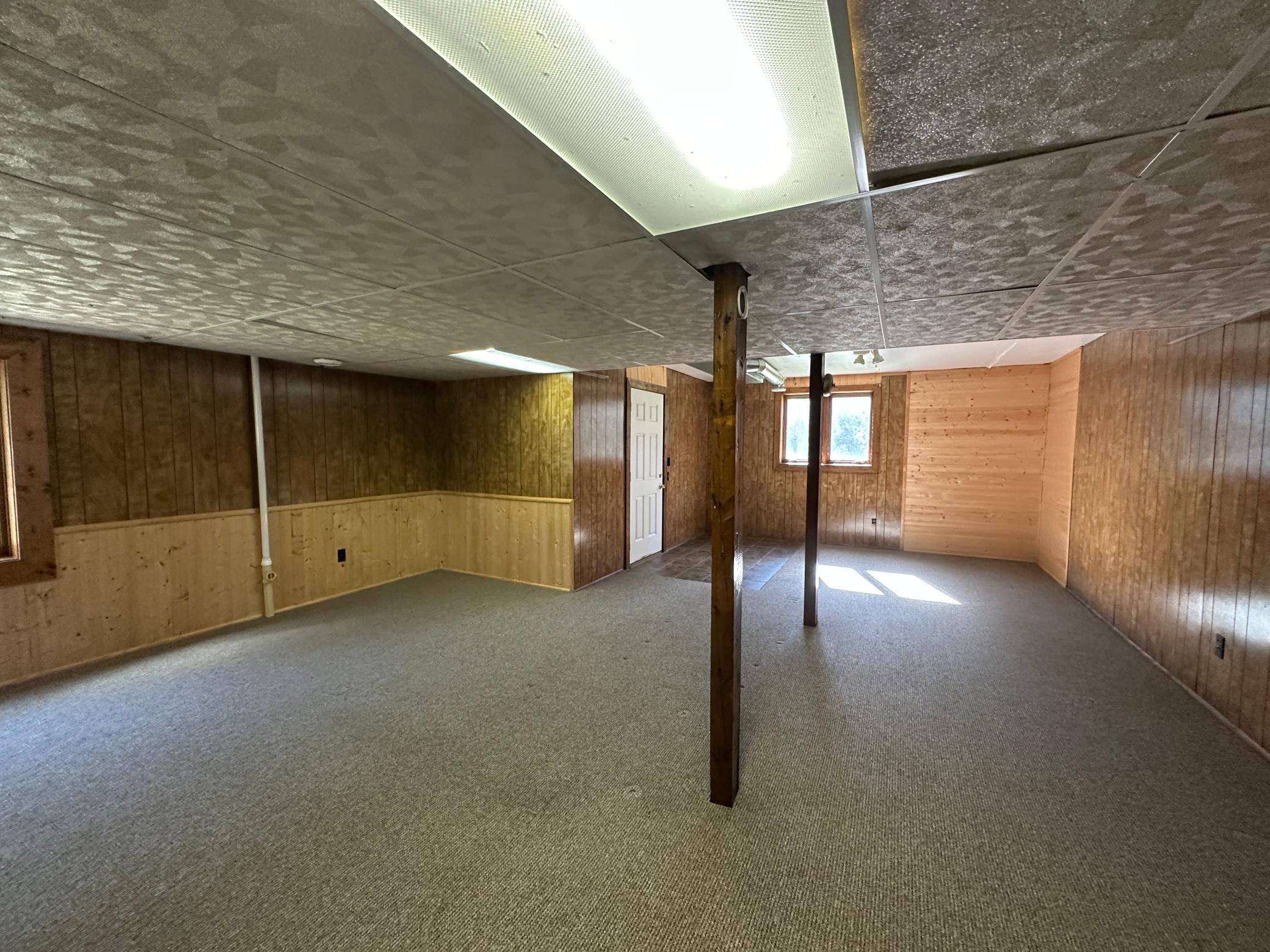 15957_Koronis_Rd_NW_8d6fM8J.jpg