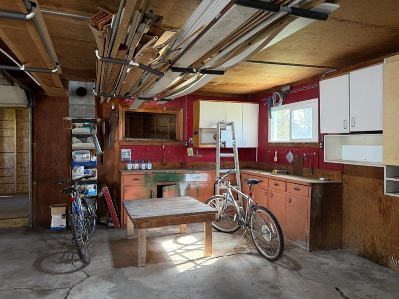Work bench