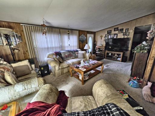 9512 W Sandpiper Drive, Blaine, MN 55434