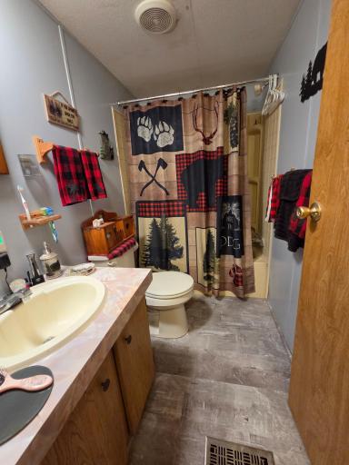 9512 W Sandpiper Drive, Blaine, MN 55434
