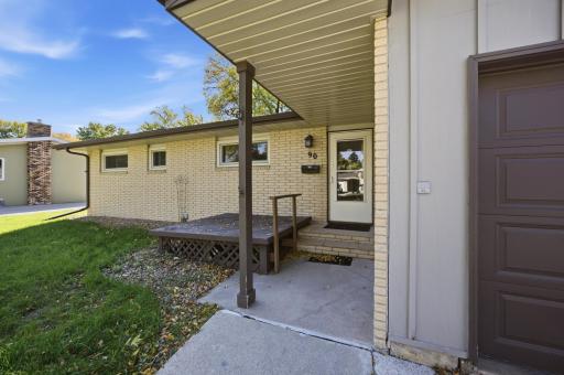 90 Cedar Avenue N, Fargo, ND 58102