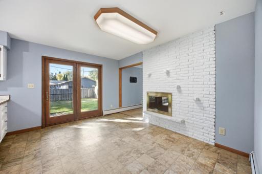 90 Cedar Avenue N, Fargo, ND 58102
