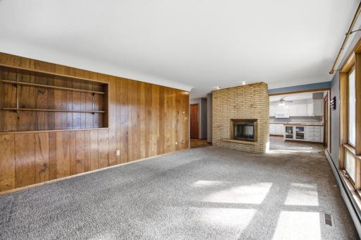 90 Cedar Avenue N, Fargo, ND 58102