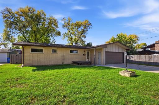 90 Cedar Avenue N, Fargo, ND 58102