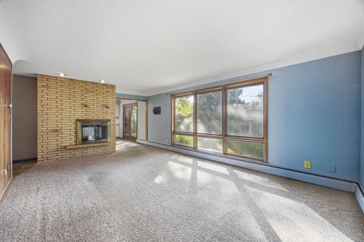 90 Cedar Avenue N, Fargo, ND 58102