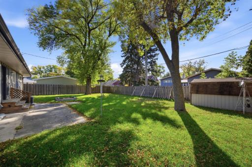 90 Cedar Avenue N, Fargo, ND 58102
