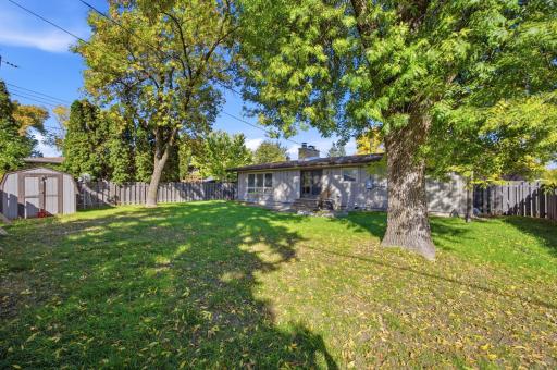 90 Cedar Avenue N, Fargo, ND 58102