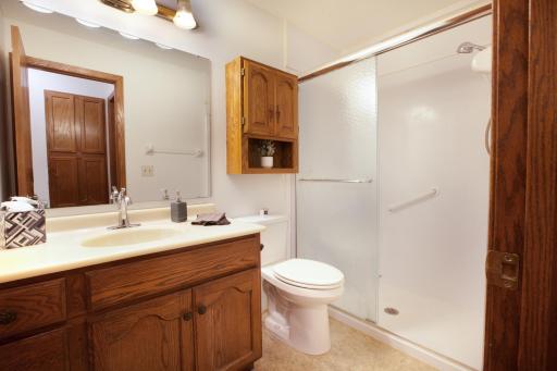 999 41st Avenue NE, 212, Columbia Heights, MN 55421