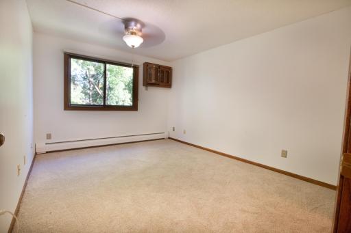 999 41st Avenue NE, 212, Columbia Heights, MN 55421