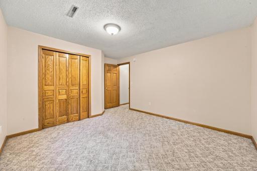 1014 Sommerset Drive, West Fargo, ND 58078