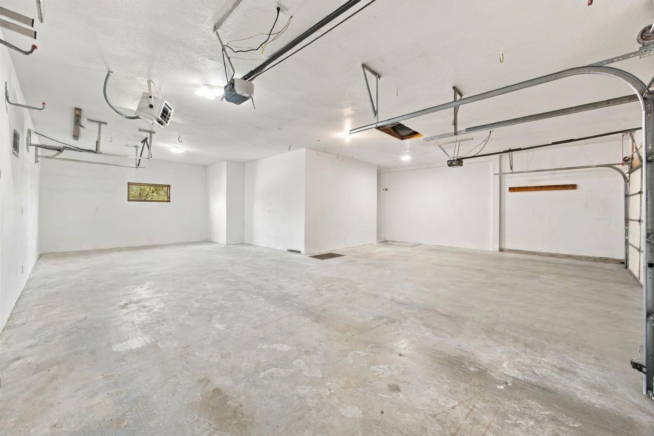 4 stall heated garage