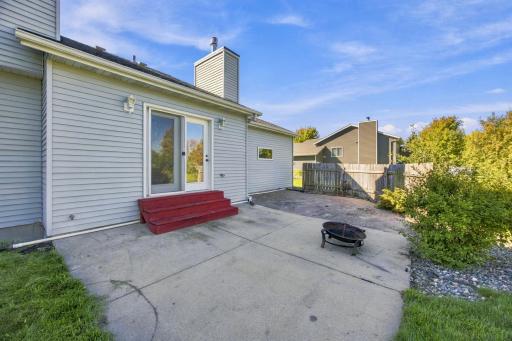1014 Sommerset Drive, West Fargo, ND 58078