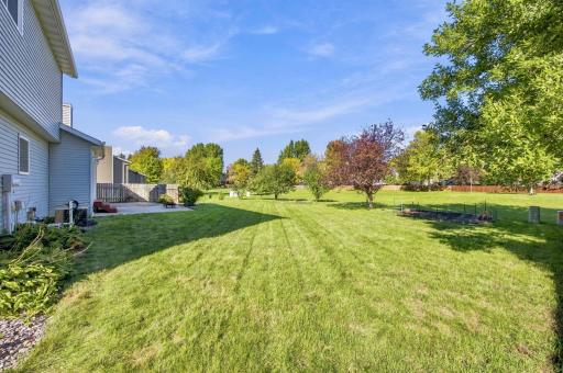 1014 Sommerset Drive, West Fargo, ND 58078
