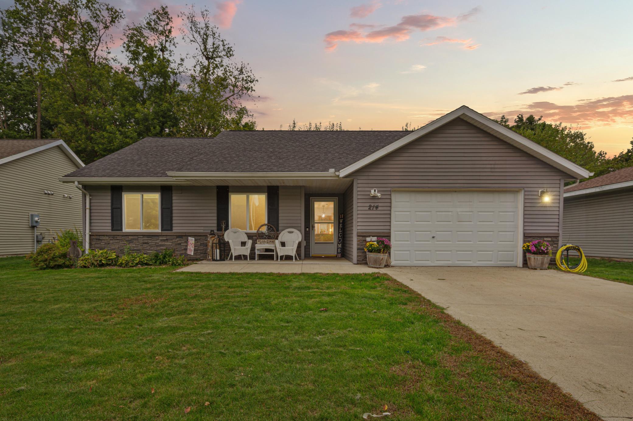 Property photo for 214 Rogers Street, Mankato, MN 56001