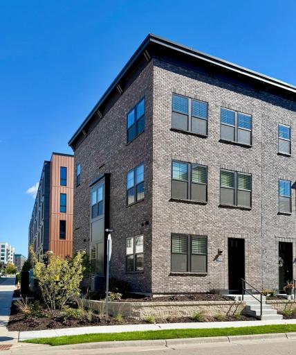 Welcome home to Highland Bridge, home is ready for a quick move-in!