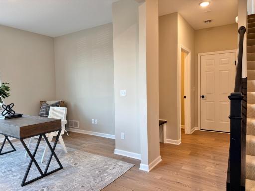 838 Woodlawn Avenue, Saint Paul, MN 55116