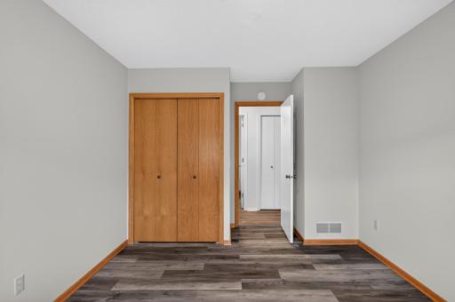 11227 Xavier Circle, Bloomington, MN 55437