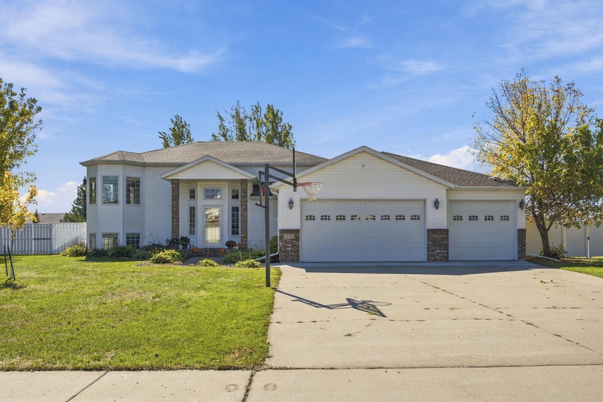 Property photo for 433 PRESCOTT Lane, West Fargo, ND 58078