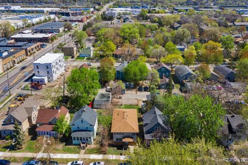 44-web-or-mls-1094_25th_Avenue_Southeast_06_print.jpg